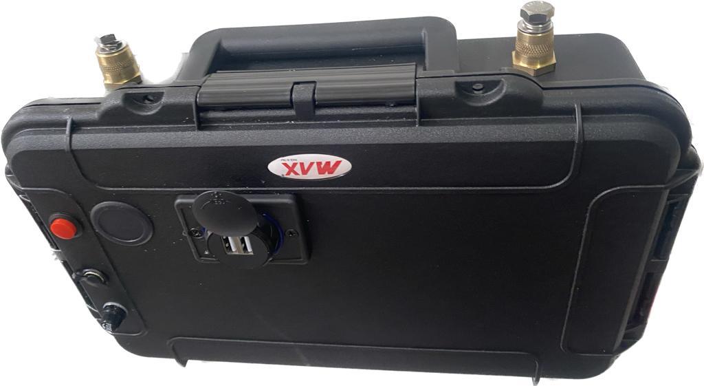 Lightweight battery 12.6 V 40 AH